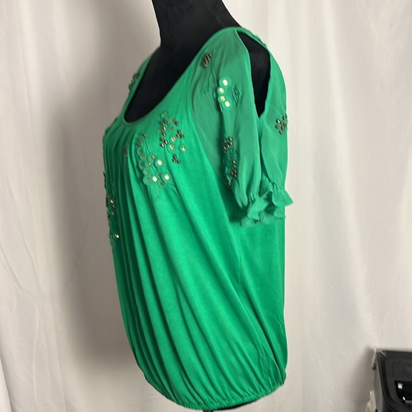 NWOT Leifnotes Kelly green cold shoulder beaded blossom top xs Nordstrom - Picture 4 of 15